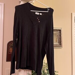 Cato Elegant Black Long Sleeve Top with Button Accents